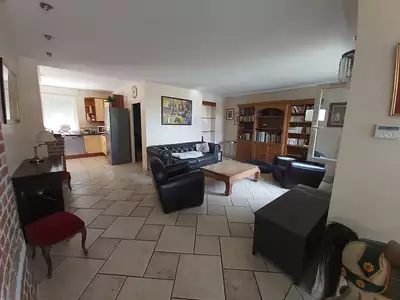 Maison, 240 m²