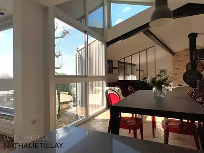 Maison, 330 m²