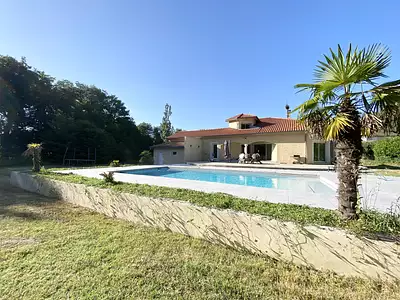 Maison, 174 m²