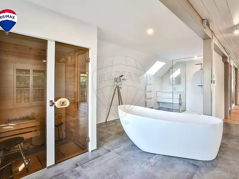 Maison, 252 m²