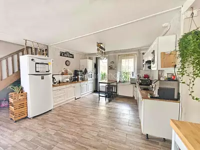Maison, 230 m²