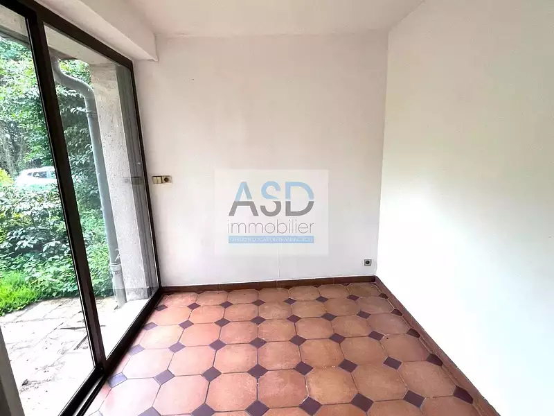 Maison, 240 m²