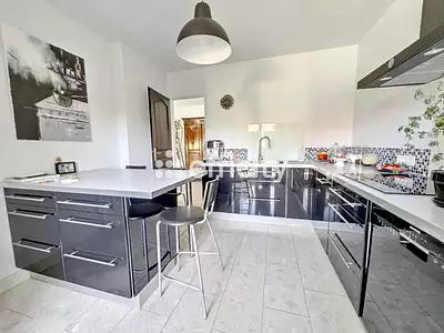 Maison, 175 m²