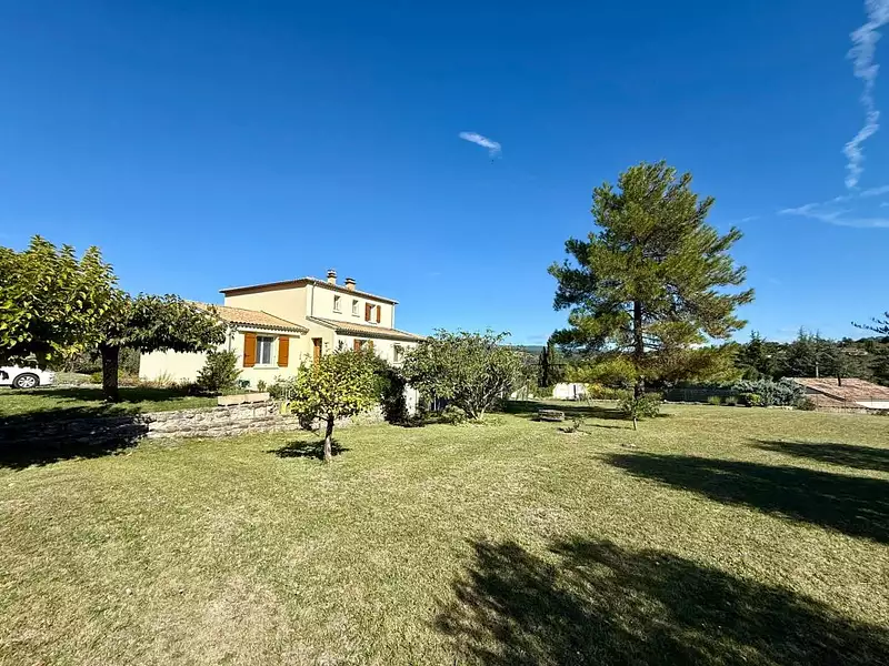 Maison, 145 m²