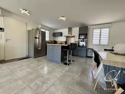 Maison, 93 m²