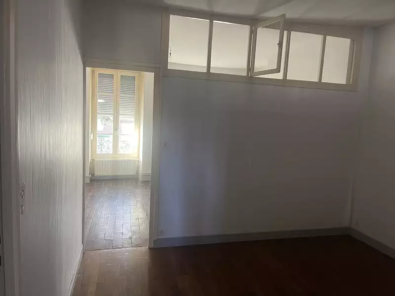 Immeuble, 300 m²