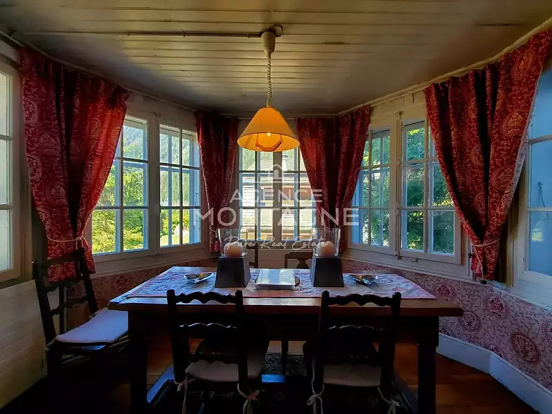 Maison, 170 m²