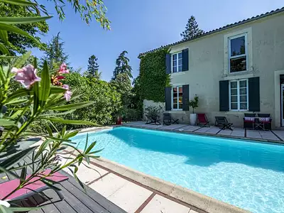 Maison, 340 m²