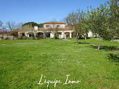 Maison, 238 m²