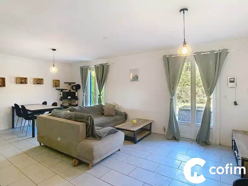 Maison, 94 m²