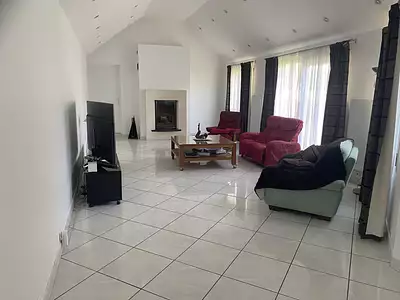Maison, 203 m²