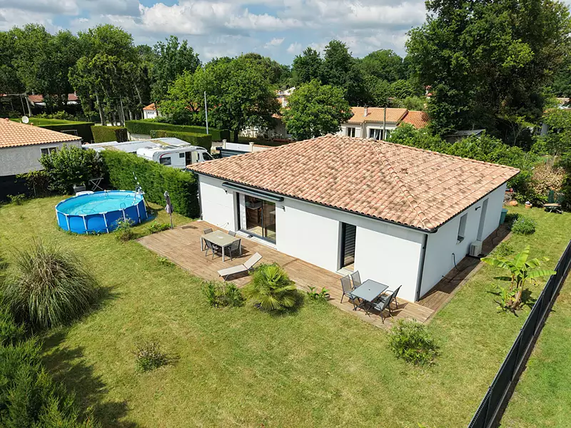 Maison, 99 m²