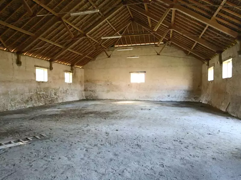 Maison, 1 500 m²
