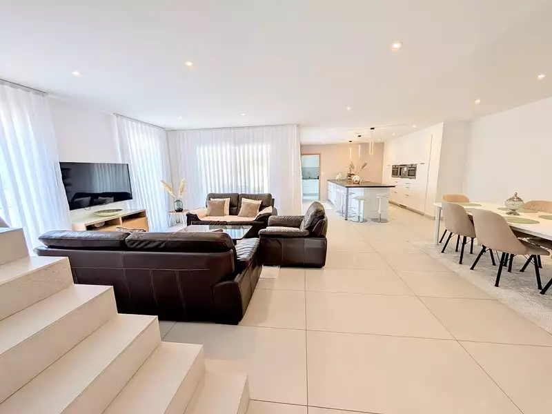 Maison, 180,2 m²