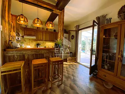 Maison, 234 m²