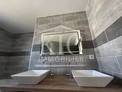 Maison, 180 m²