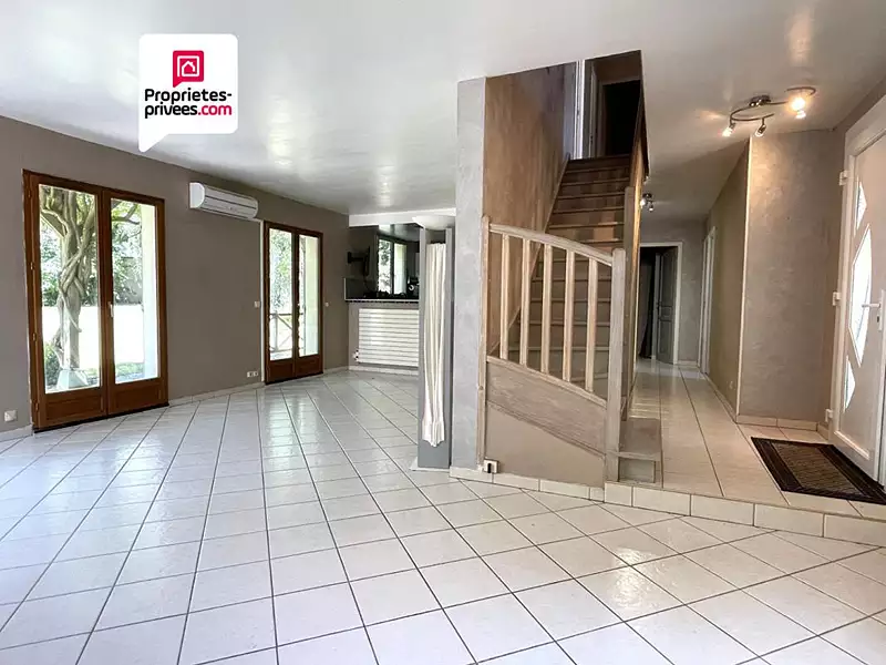 Maison, 164 m²
