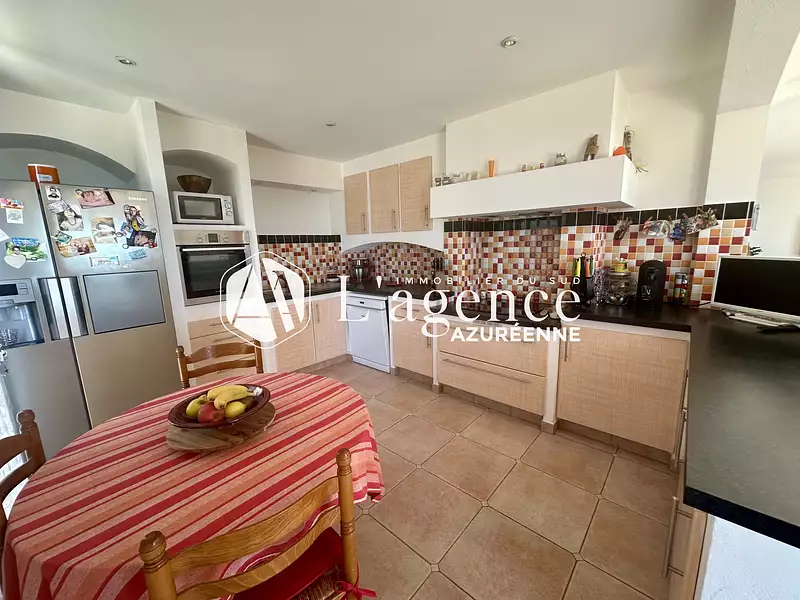 Maison, 170 m²