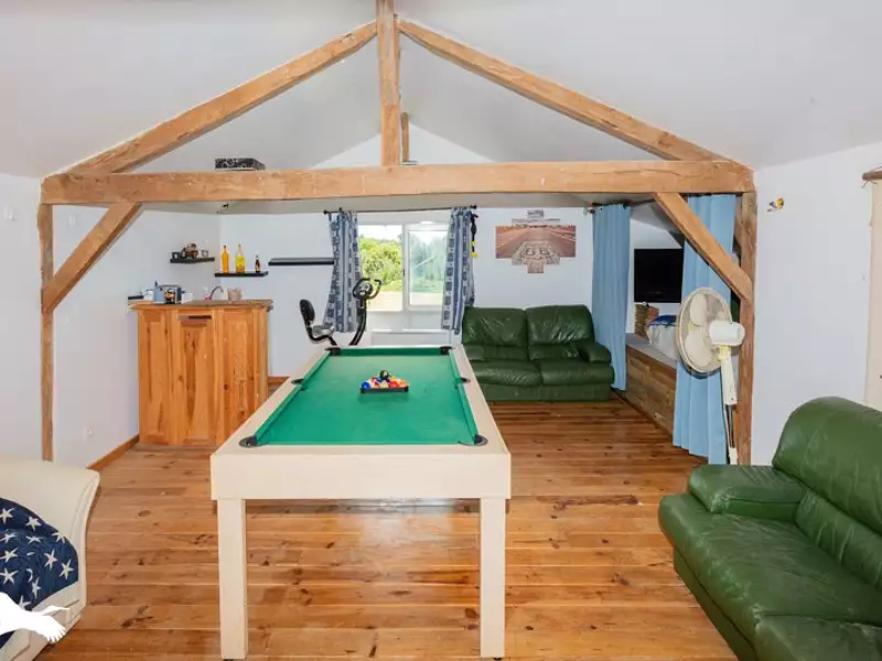 Maison, 180 m²