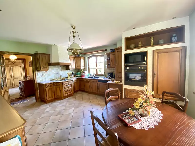 Maison, 243 m²