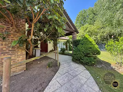 Maison, 243 m²