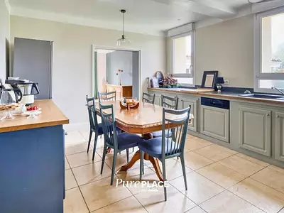 Maison, 390 m²