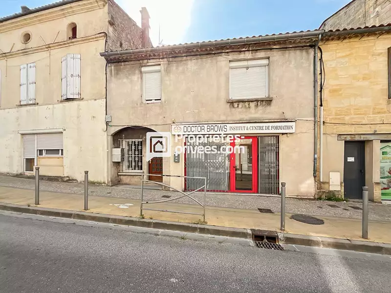 Immeuble, 155 m²