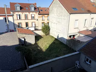 Terrain, 147 m²