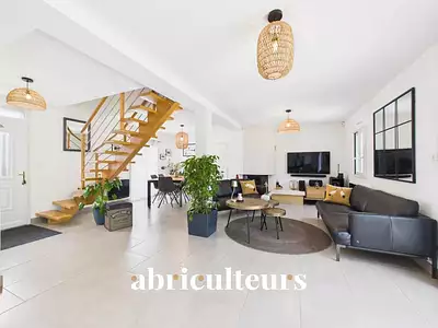 Maison, 156,93 m²
