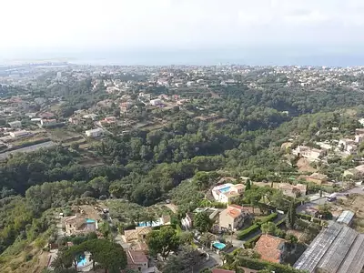 Terrain, 16 000 m²