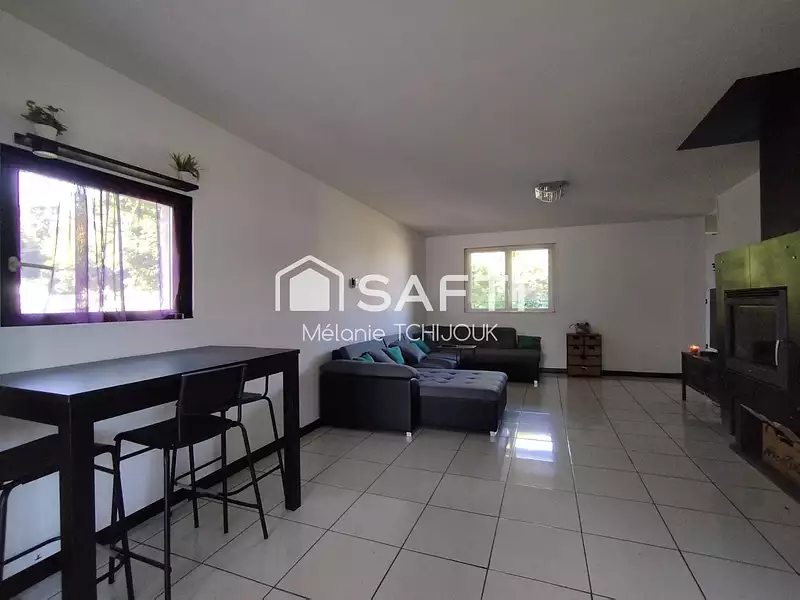 Maison, 148 m²