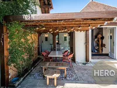 Maison, 345 m²