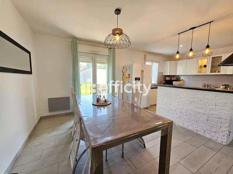 Maison, 113 m²