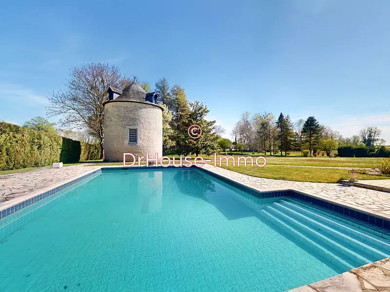 Maison, 293,23 m²