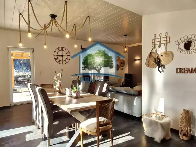 Maison, 145 m²
