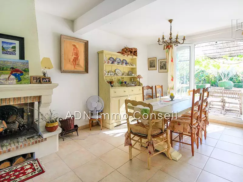 Maison, 102 m²