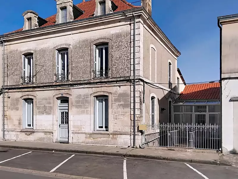 Maison, 226 m²