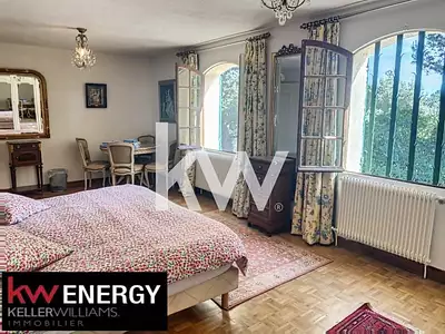 Maison, 270 m²