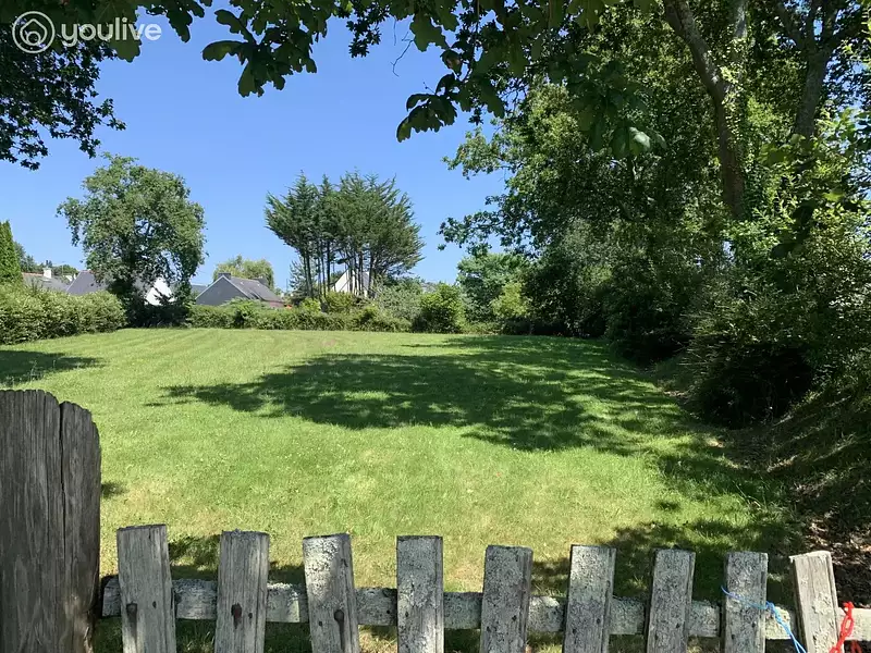 Terrain, 1 322 m²