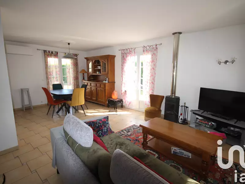 Maison, 143 m²
