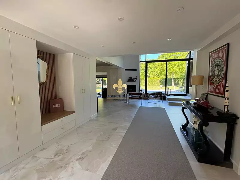 Maison, 256 m²