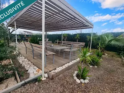 Terrain, 1 045 m²