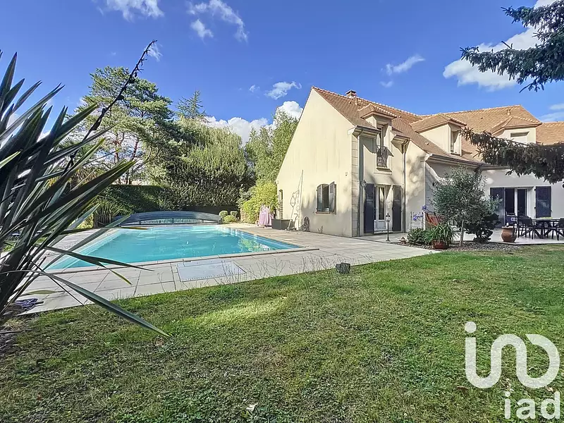 Maison, 227 m²