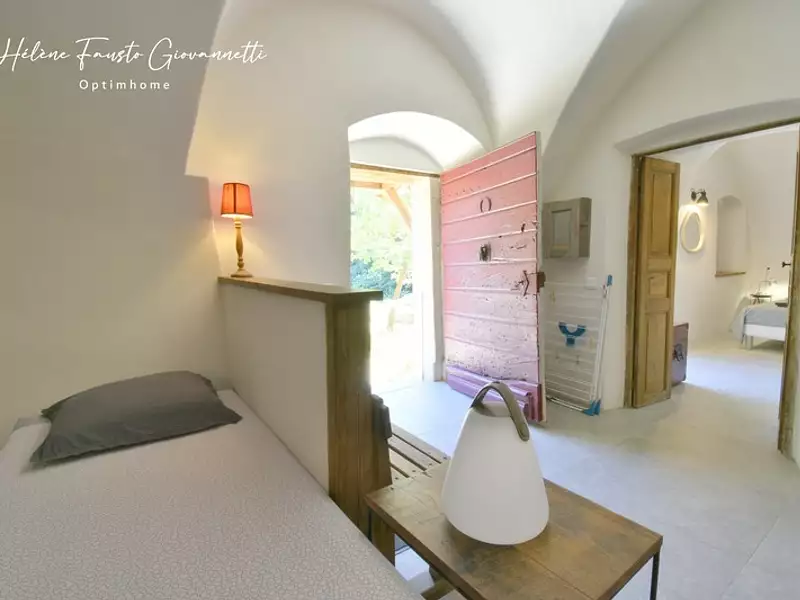 Maison, 235 m²