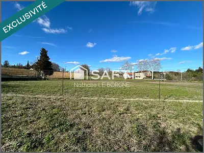 Terrain, 813 m²