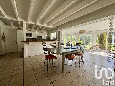 Maison, 200 m²