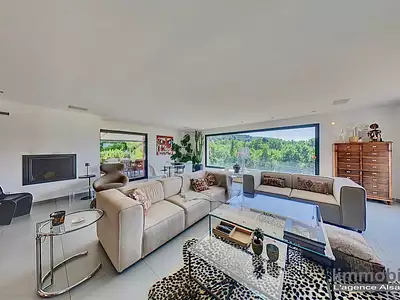 Maison, 270 m²