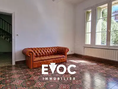 Maison, 247 m²