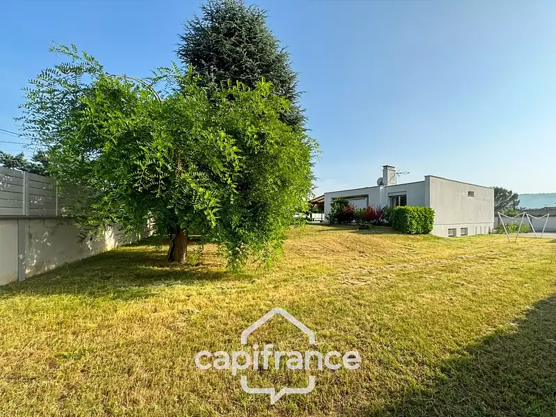 Maison, 99 m²