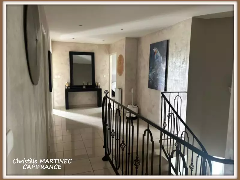 Maison, 226 m²